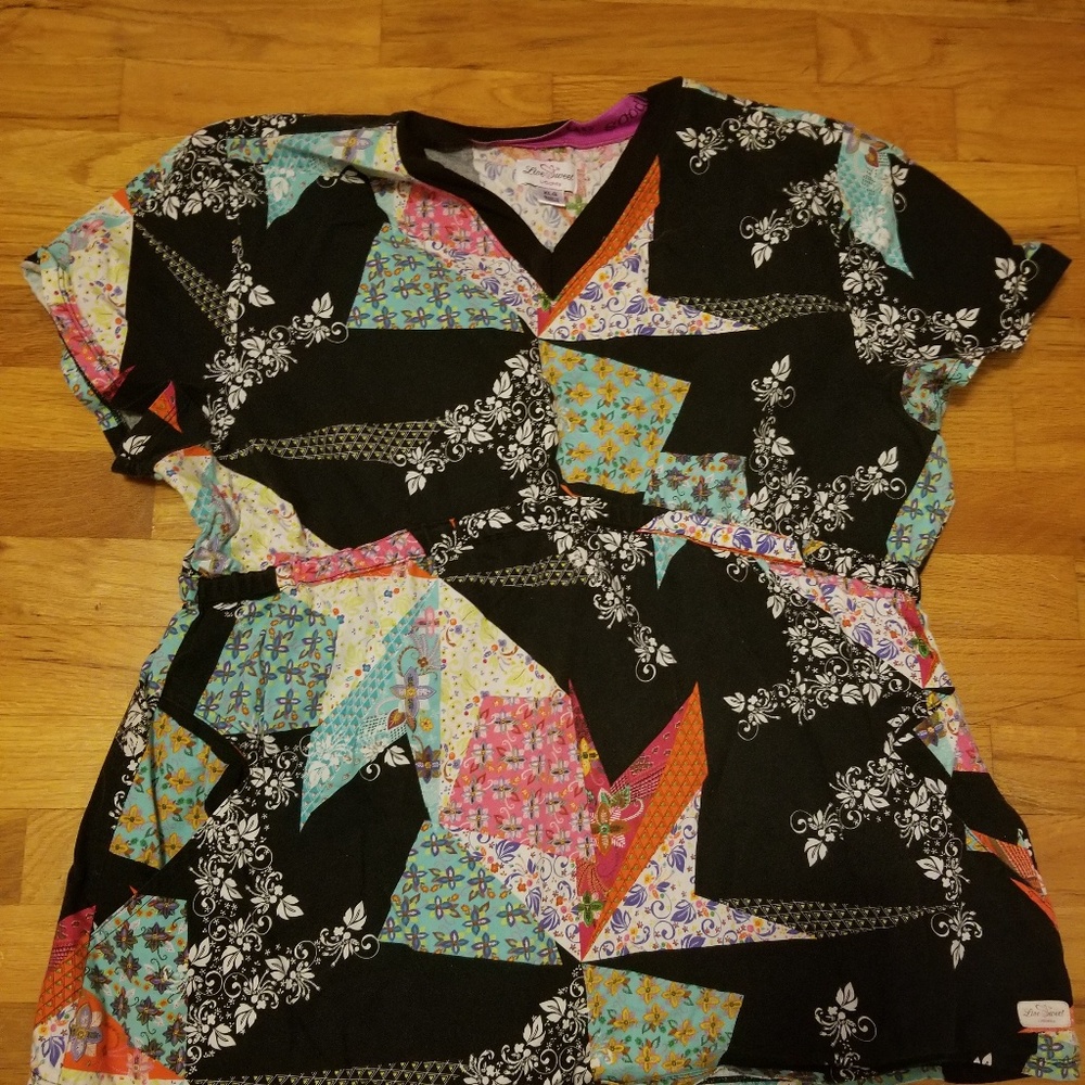 Scrub top